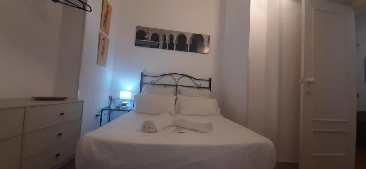 Apartamento Descalzos Σεβίλλη Εξωτερικό φωτογραφία